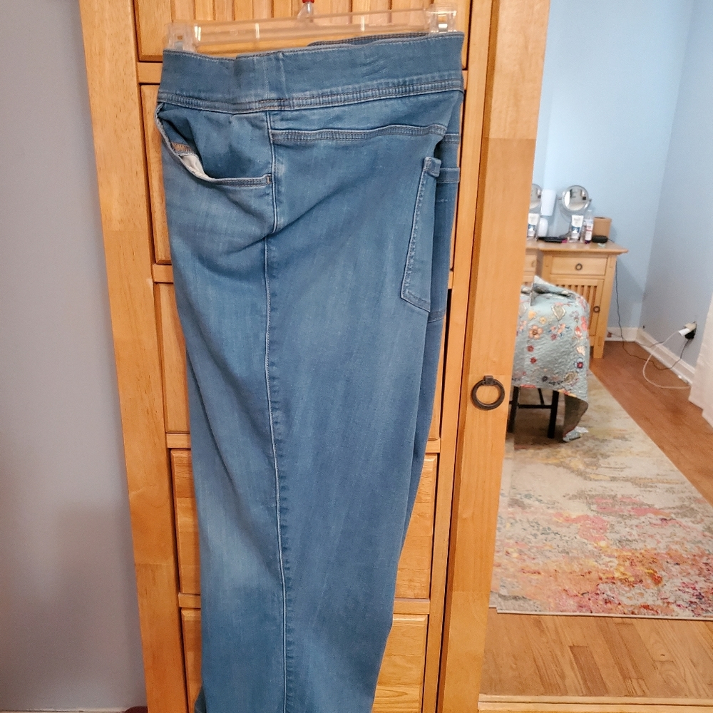 Capris